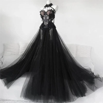Vestido de novia gótico de bruja bosque de tul hadas con núcleo de encaje negro Foto 1 de 4