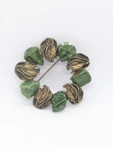 Vintage HOB Green Jade Stone & Brass Leaf Brooch Pin - Unique Handcrafted... - Picture 1 of 4