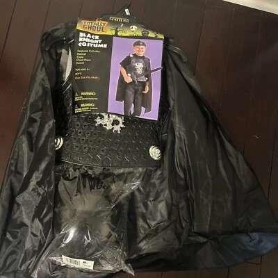Disfraz de Caballero Niños Niño Talla Única Espada Casco Pecho Pieza Capa Halloween Foto 1 de 4