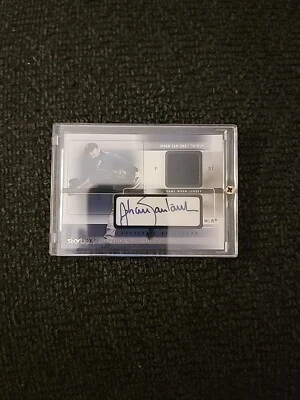 2005 Skybox Autographics Baseball Johan Santana Patch Auto Blue 21/45 - SC8007 - Image 1 of 2