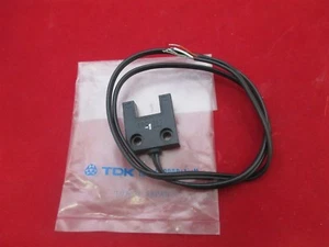 Sensor fotoeléctrico Omron E3C-GS1 - Imagen 1 de 2