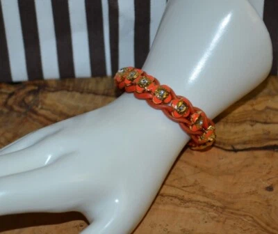 Henri Bendel 铆钉皮革卡扣手链 - 您可选 — 第 1/4 张图片