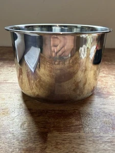 Instant Pot 6-Quart Stainless Steel Inner Cooking Pot (for IP-DUO60 V3 Instapot) - Picture 1 of 3