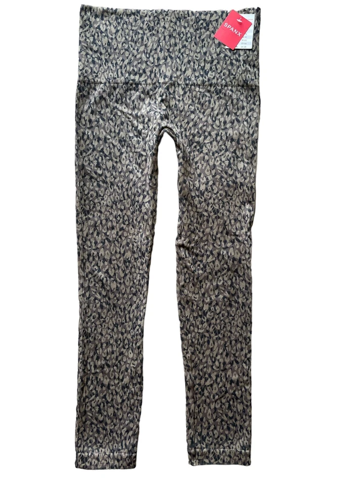 Spanx Women's Mini Leopard Look At Me Now Leggings Size Medium Seamless Stretch