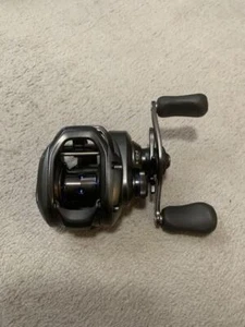 [V_GOOD] SHIMANO 19 SLX MGL 70HG Right Handed Baitcasting Reel Japan - Picture 1 of 6