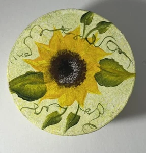 Kleiner runder Sonnenblumenkasten, bemalt - Bild 1 von 7