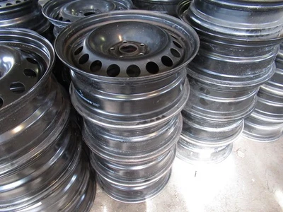 Satz / 4Stk. Stahlfelgen Opel Astra J Chevrolet Cruze - 6,5Jx16 ET39 LK 5x105 - Bild 1 von 4