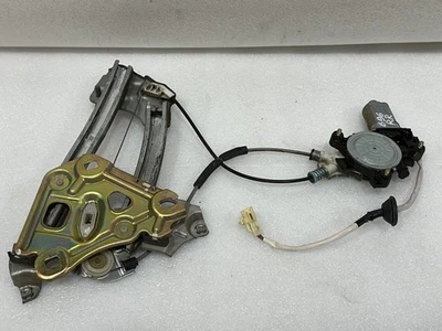 Lexus SC430 2003 pasajero derecho cuarto trasero regulador ventana con motor Foto 1 de 4