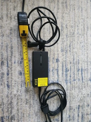 Insignia NS-PWLC591 E  Universal AC Power Adapter 90W AC Adapter - Image 1 of 4