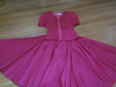 Top y falda vintage de tafetán rosa Lipton's, 1988 Foto 1 de 4