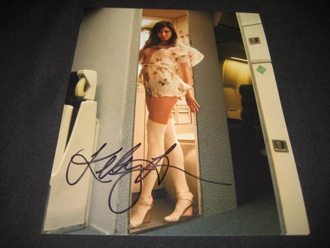 ACTRESS KELLY HU SCORPION KINGS,XMEN II, NINJA TURTLES AUTOGRAPHED PHOTO W/ COA Cover