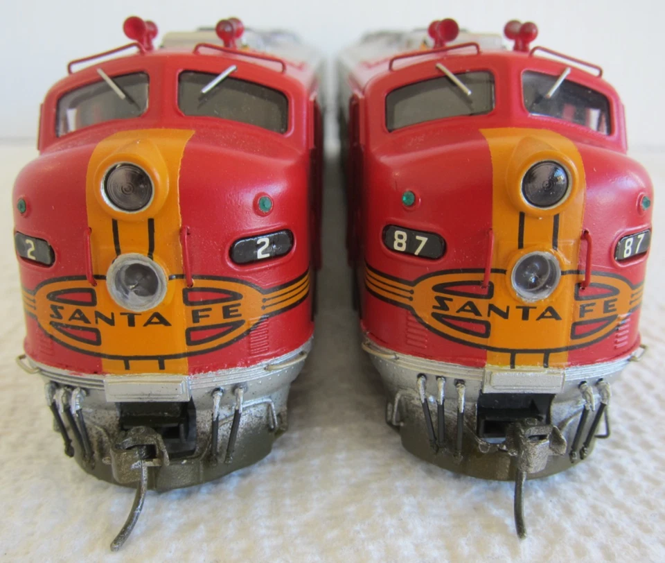 MODEL POWER AUSTRIA HO SANTA FE E9 A-A  SUPER DETAILED, WEATHERED-BEAUTIFUL! - Image 1 of 4