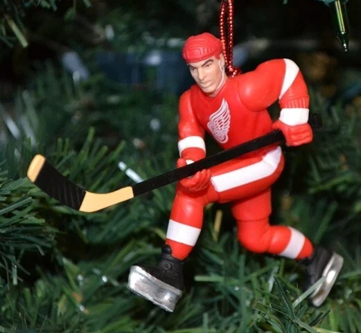 Chris Chelios Detroit Red Wings 3" Christmas Tree Ornament NHL Hockey Red Jersey - Image 1 of 1
