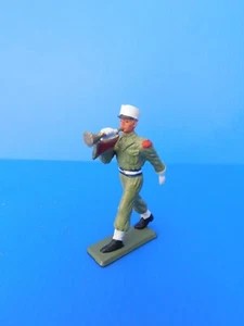 STARLUX / ARMEE D AFRIQUE LEGION ETRANGERE : MUSICIEN avec CLAIRON AU DEFILE - Imagen 1 de 6