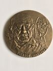 PICASSO MEDALLION SOLID BRONSE SIGNED MINT 