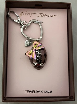 Betsey Johnson Game Day Fútbol Arco Bolsa Dije Llavero NUEVO En Caja Foto 1 de 2