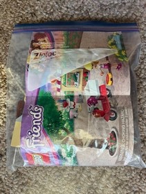 Lego Friends Bunny House (3938) and Pizzeria (41092) - 100% Complete w/ Manuals