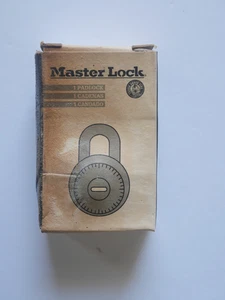Master Lock 1525 Combination Padlock - New - Never Used - Picture 1 of 3