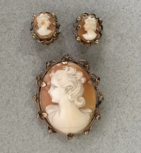 1960s CARVED REAL SHELL CAMEO LADY PORTRAIT PENDANT & CLIP EARRINGS gold tone - Picture 1 of 7