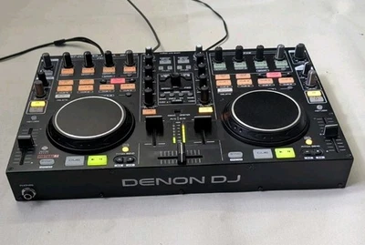 Denon  DJ MC 3000 Professional DJ 4 Deck Controller HQ Audio Interface USB MIDI  - Bild 1 von 4