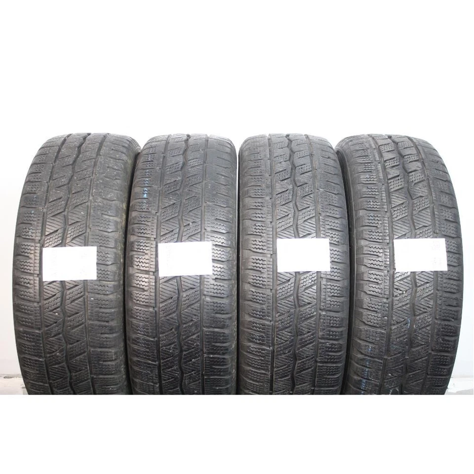 Neumáticos Usados 215 60 R17C 109/107T M+S HANKOOK WINTER I*CEPT LV Reparado - Imagen 1 de 1