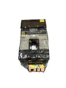 Square D FA32020 Molded Case Circuit Breaker 20A 3-Pole 240VAC - Picture 1 of 3