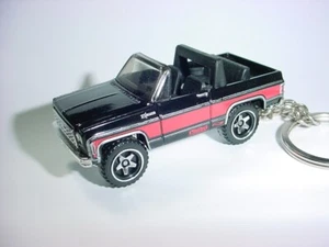 HOT 3D BLACK CHEVROLET BLAZER CUSTOM KEYCHAIN keyring key 4x4 BLING hot wheels - Picture 1 of 5