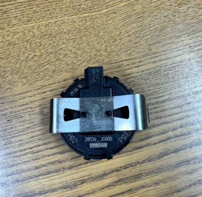 2011-2020 Infiniti QX56 QX80 Front Windshield Wiper Rain Sensor Module OEM - Image 1 of 4