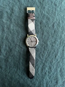 Burberry BU1774 Watch Swiss Made Unisex Watch - Picture 1 of 7