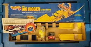 Vintage New Open Box 1989 Mattel Hot Wheels Mini Big Rigger Stunt Show - Picture 1 of 3