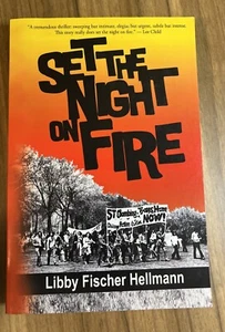 Set the Night on Fire by Libby Fischer Hellmann (2010, Trade Paperback) Signed - Picture 1 of 5