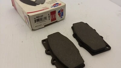 Pastilhas de freio a disco CARQUEST RD137 TOYOTA 4 corredores caixa de 2 novas na caixa - Imagem 1 de 4