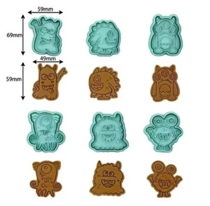 Alien Cookie Cutters embossers mould for baking birthday biscuit 6 piece set - Picture 1 of 3