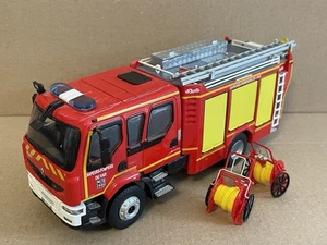 (T-27) Eligor 1:43 Bomberos DoKa Renault Gallin - Imagen 1 de 12