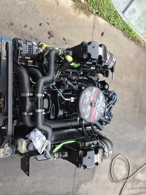 Motor de barco MerCruiser Marine 07 5,0 L 305 V8 AGUA DULCE listo para caer 291 HRS  Foto 1 de 4
