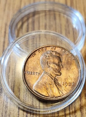 Year End Bonus: Vintage 1938 Lincoln Wheat Penny No Mint Mark Rare Find - Image 1 of 2