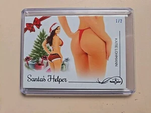 PLAYBOY BENCHWARMER KATIE LOHMANN PLAYMATE SANTAS HELPER BLUE 1/2 - Bild 1 von 4
