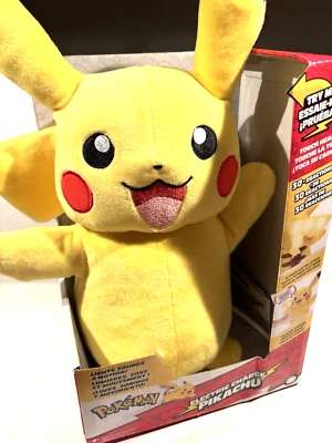 Pokemon Carga Eléctrica 13" Pikachu Peluche Hablando 30+ Reacciones Luces Sonido Nuevo en Caja Foto 1 de 4