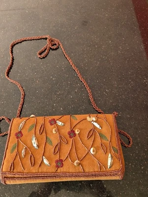 Vintage  beautiful Benini Tan Brown Beaded & Shell  Small Clutch Shoulder  bag - Image 1 of 4