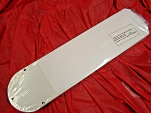 4 neue Deckenventilatorblätter, 16 3/4" lang, weiß/Holzmaserung - Bild 1 von 9