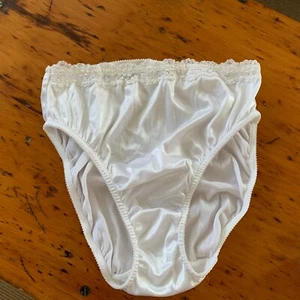 VINTAGE Victoria's Secret MEDIUM White Second Skin Satin Lace Brief Panties - Picture 1 of 6