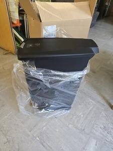 40L Slim Line Kitchen Pedal Bin Soft Close Lockable Lid Dustbin On Wheels NEW UK - Picture 1 of 1