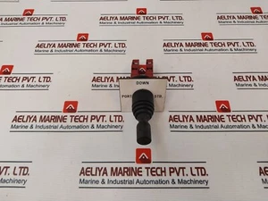 General Electric P9b11vn joystick Contact Block - Picture 1 of 8