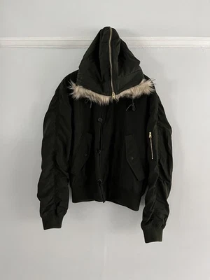 Fred Perry Hooded Bomber Jacket Medium Padded Hunting Green Excellent Condition - Image 1 of 4