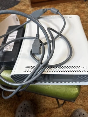 Microsoft Xbox 360 Pro White HDMI Tested & Working With Extras In Box Hard Drive - Image 1 of 4