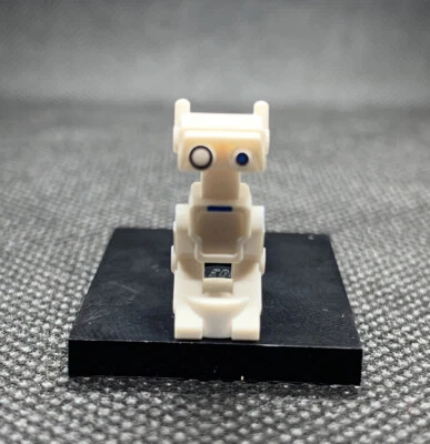 NEW LEGO Star Wars BD-72 Minifigure from set 75325 Mandalorian SW1211 - Image 1 of 3