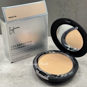 It Cosmetics Celebration Foundation Powder - Medium Tan - Full Coverage - Picture 1 of 3