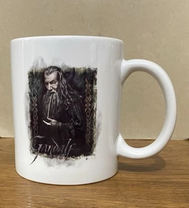 The Hobbit Gandalf Pipe Mug An Unexpected Journey 11 oz Ceramic WB 2012 LOTR - Picture 1 of 7