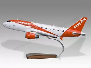 Airbus A319 Easyjet versione 2 scrivania aereo legno nuovo modello grande scala 1/100 - Foto 1 di 12