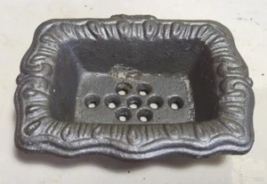 Vintage Salvage Gusseisen Seifenbar Halter Schwamm Geschirr Füße Bauernhaus - Bild 1 von 4